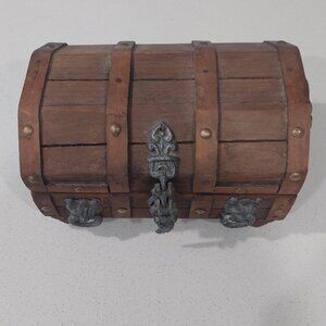Antiqued Treasure Chest